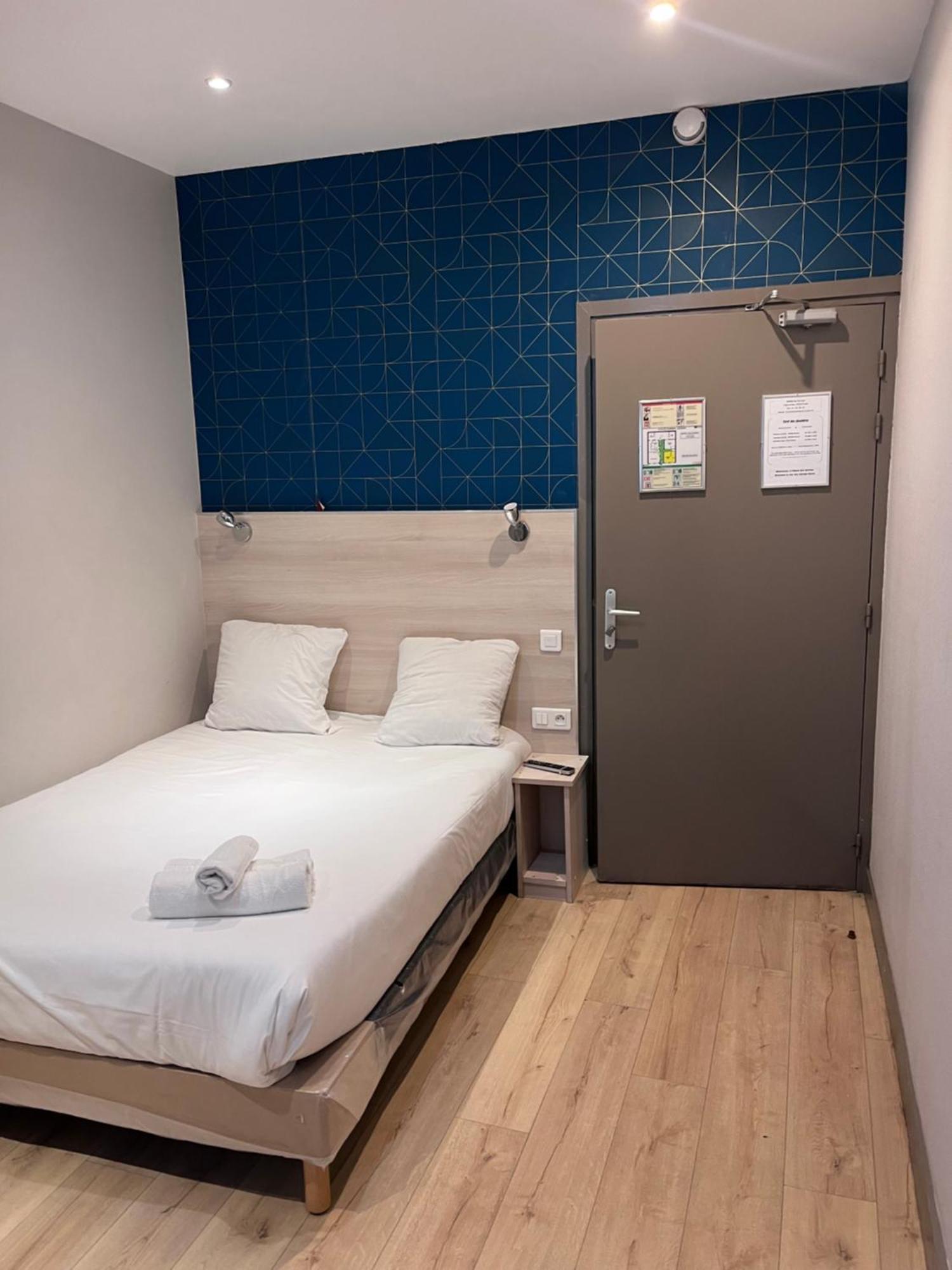 Hotel Aix Europe Paris Exterior photo